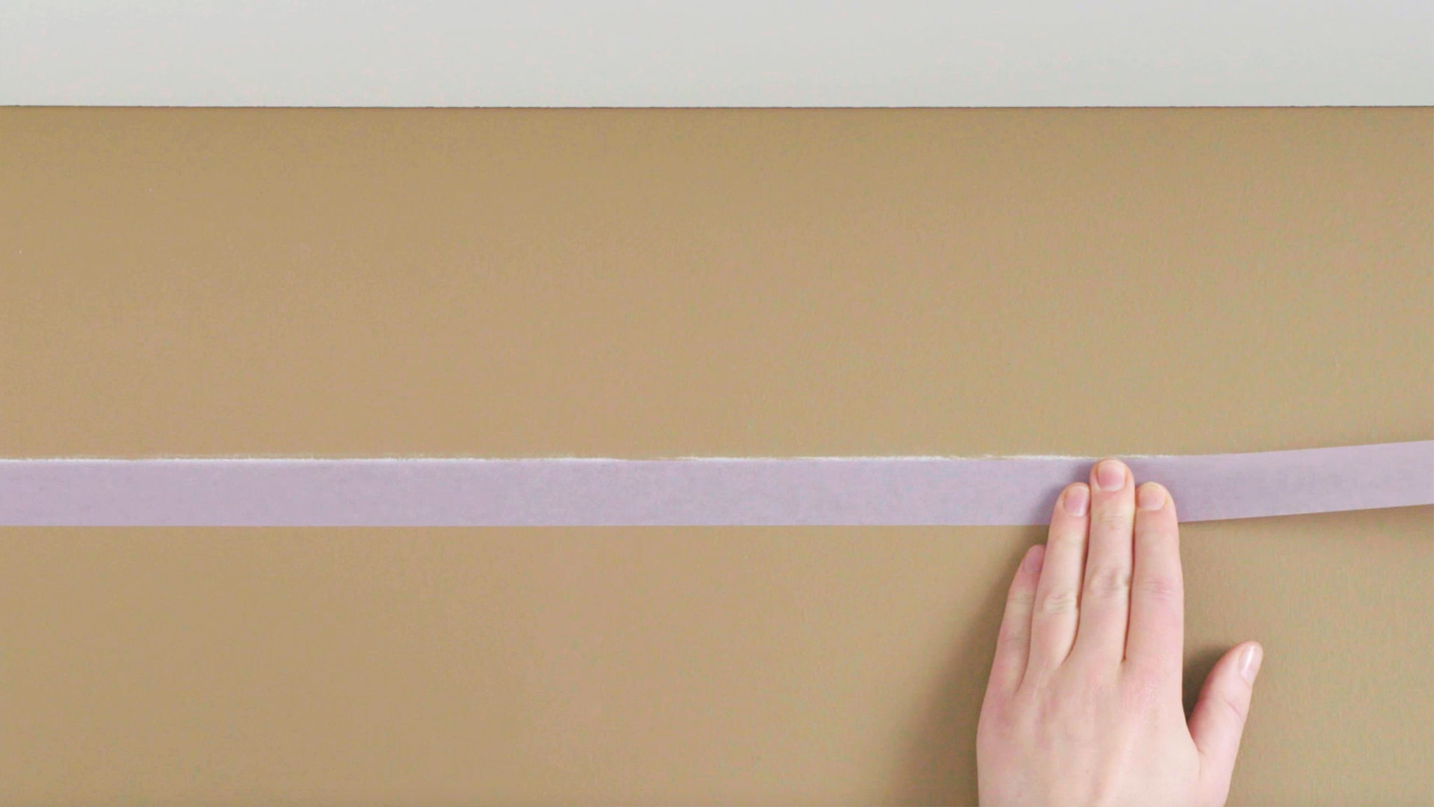 Mask out your stripe Deco-Paints-Colour-Futures-Colour-of-the-Year-2019-How-to-ceiling-stripe-4