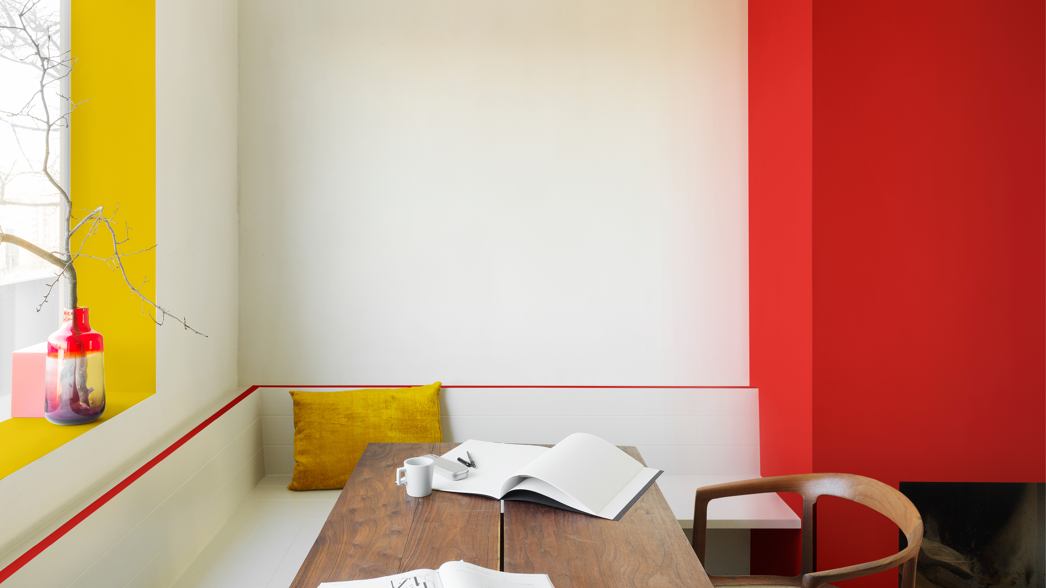 Divide up your space with colour The key to making an open-plan living space work is skilful zoning. In other words, you need to decide which functions different areas of the space need to perform and then decorate them accordingly.