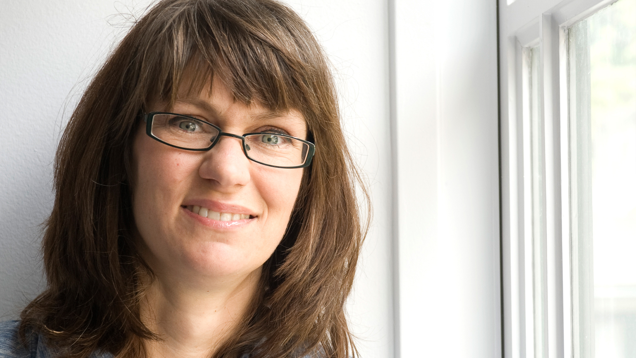Marieke Wielinga (Greens) Marieke uses her colour expertise to create colour collections and tools that help people find the colour they love.